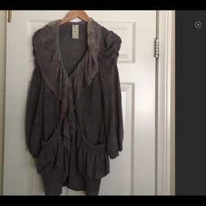 Beautiful Sweater cardigan w Lace Collar M